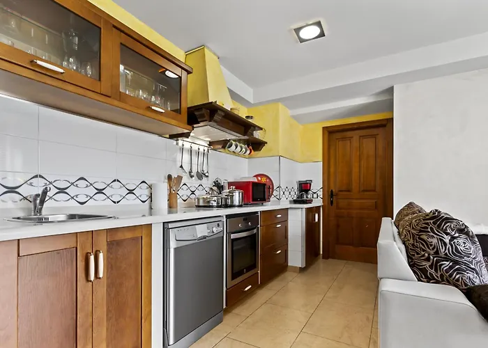 La Llosa Apartment *